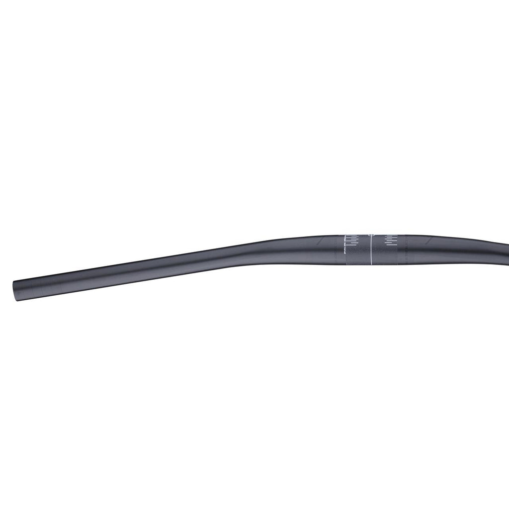 TURNSTANGE Flatbar 2.0 Carbon-Lenker Ø31,8mm / Backsweep 9°, Rise 0mm, Breite 750mm