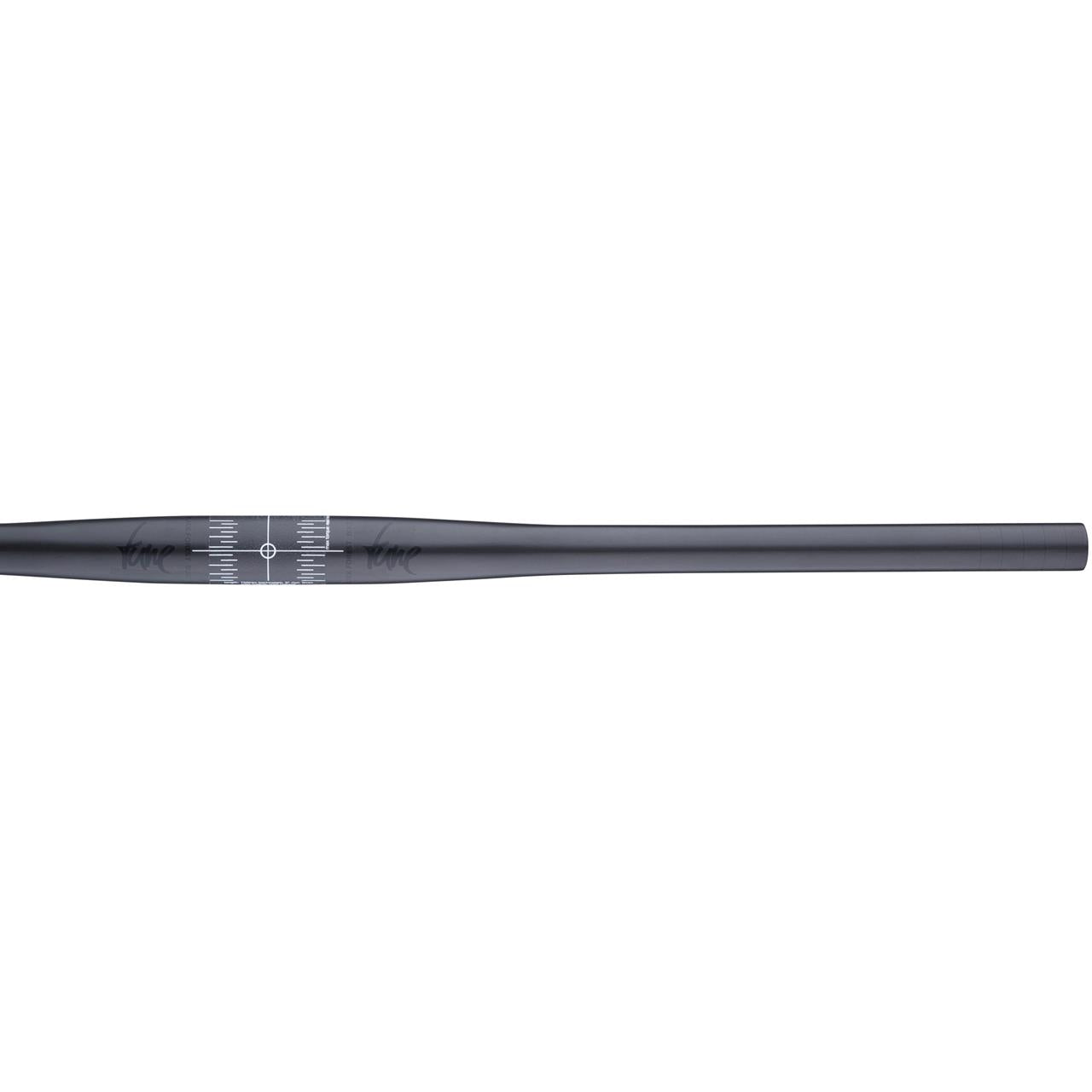 TURNSTANGE Flatbar 2.0 Carbon-Lenker Ø31,8mm / Backsweep 9°, Rise 0mm, Breite 750mm